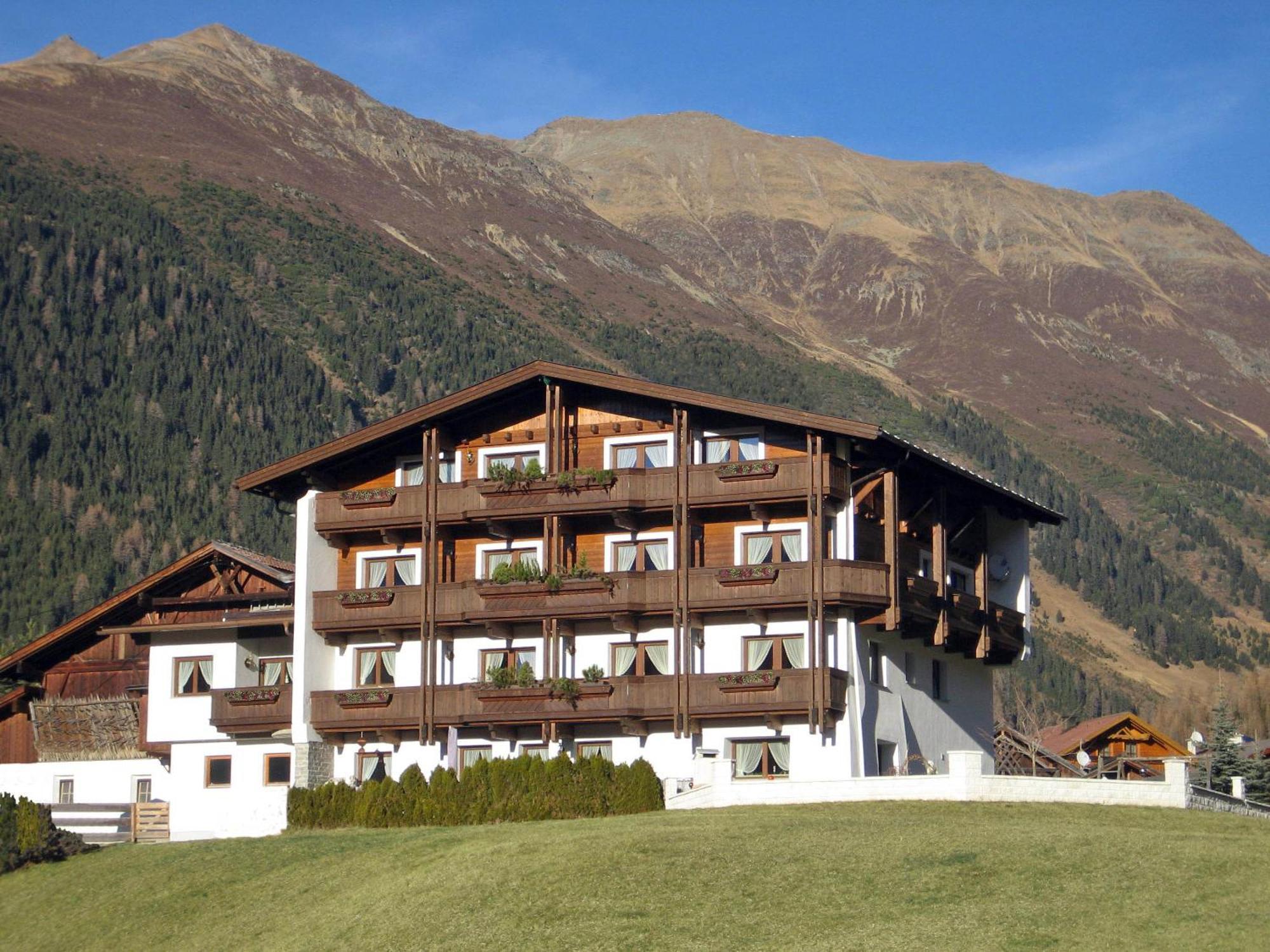 Ban Kneissl's * Umhausen