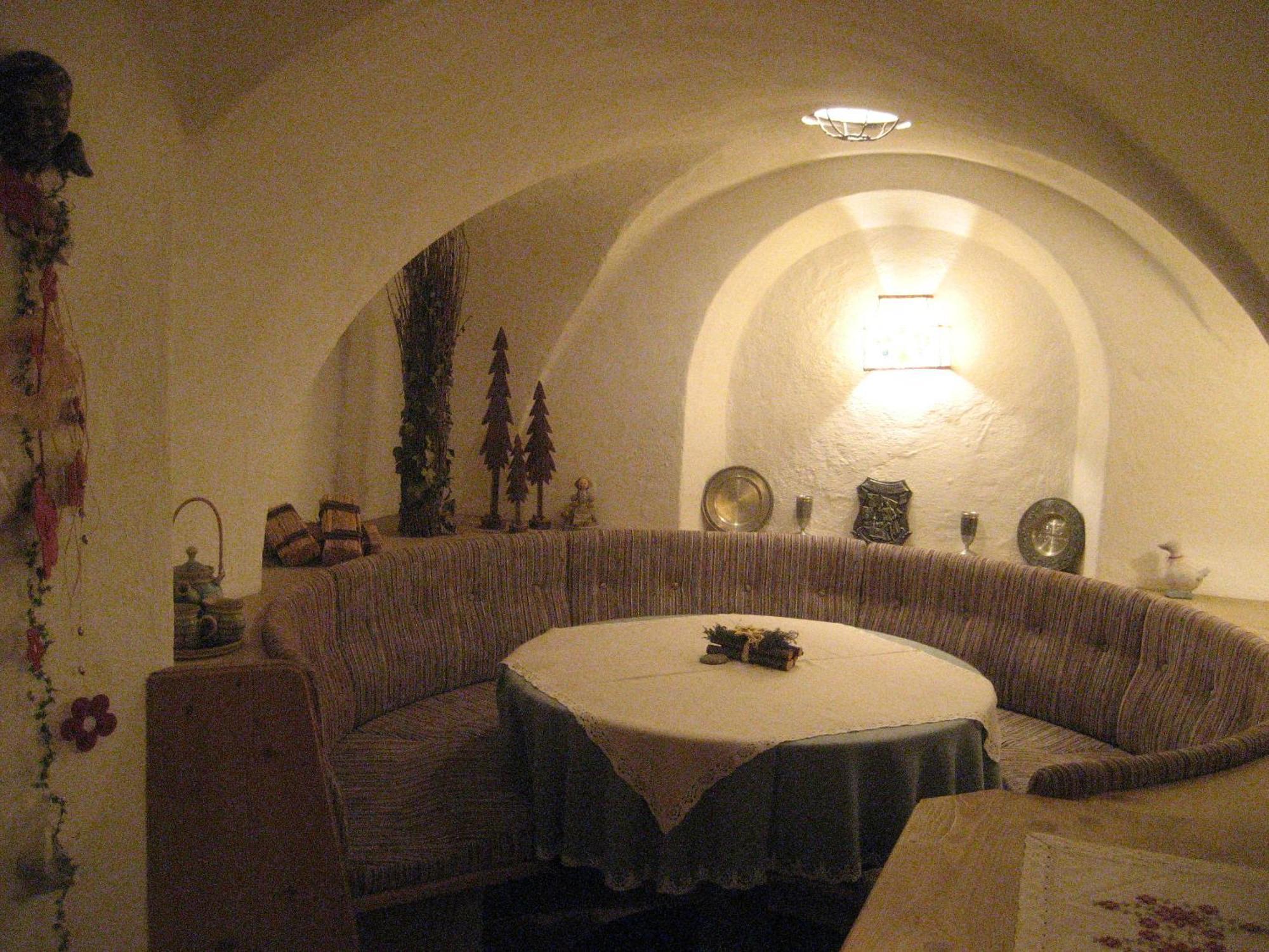 Ban Kneissl's Apartment Umhausen